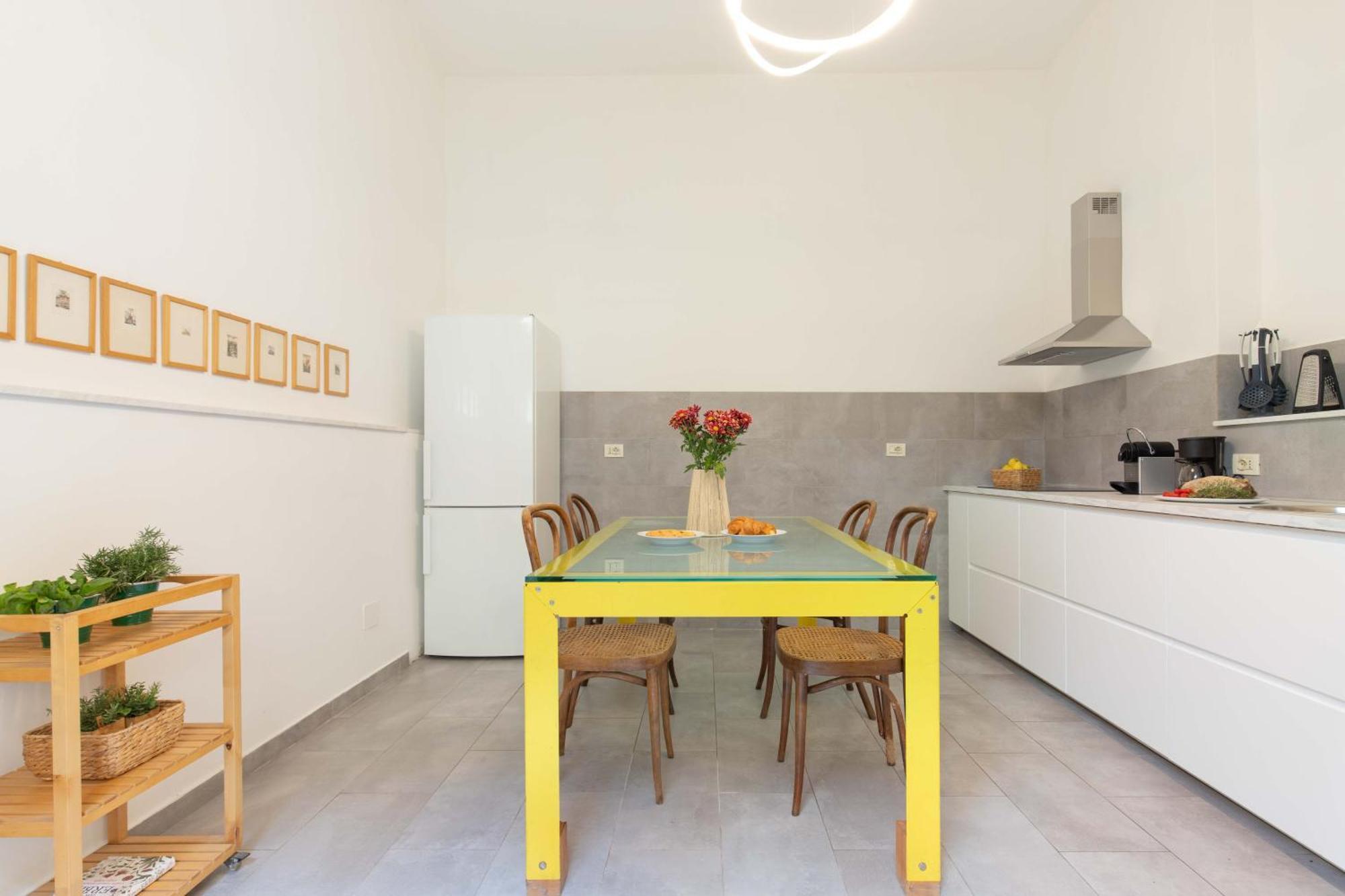 900 - Guest House Ліворно Екстер'єр фото