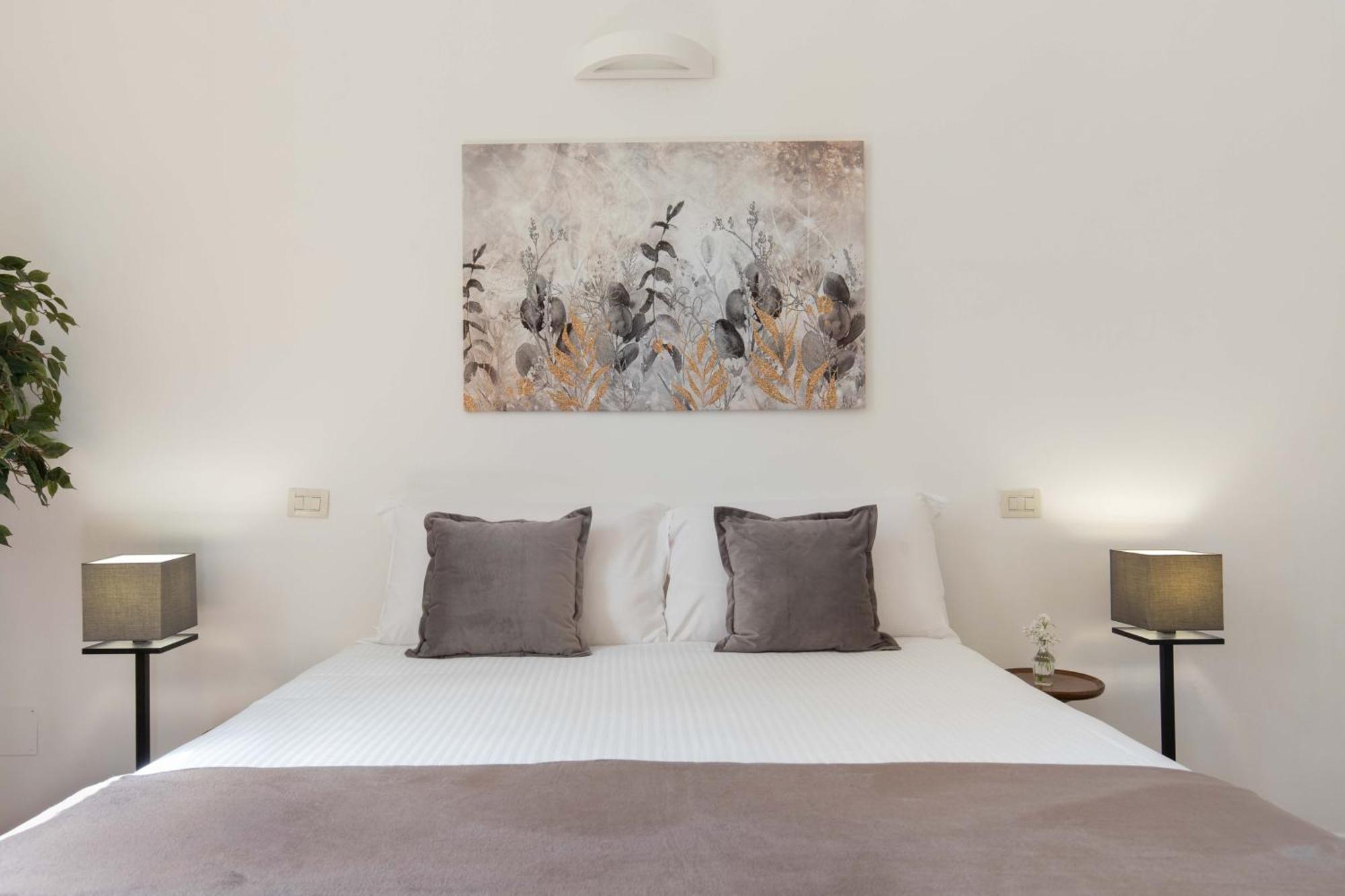 900 - Guest House Ліворно Екстер'єр фото